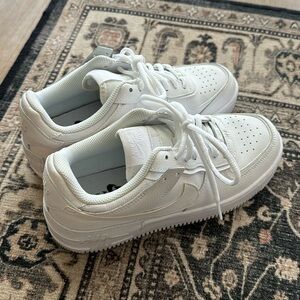 Nike Air Force ones white size 8.5
